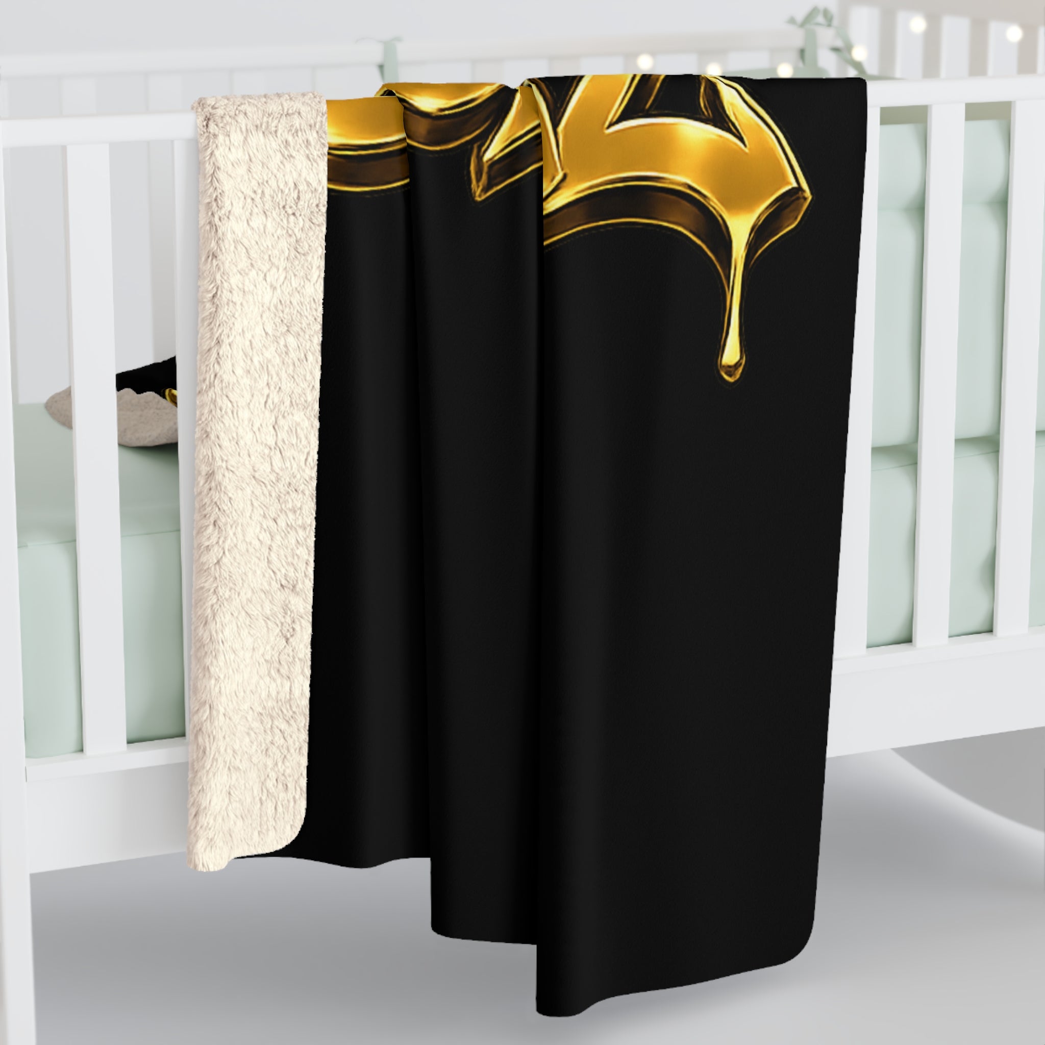 Goldenz Crown Sherpa Blanket — Luxe Gold Graffiti Throw