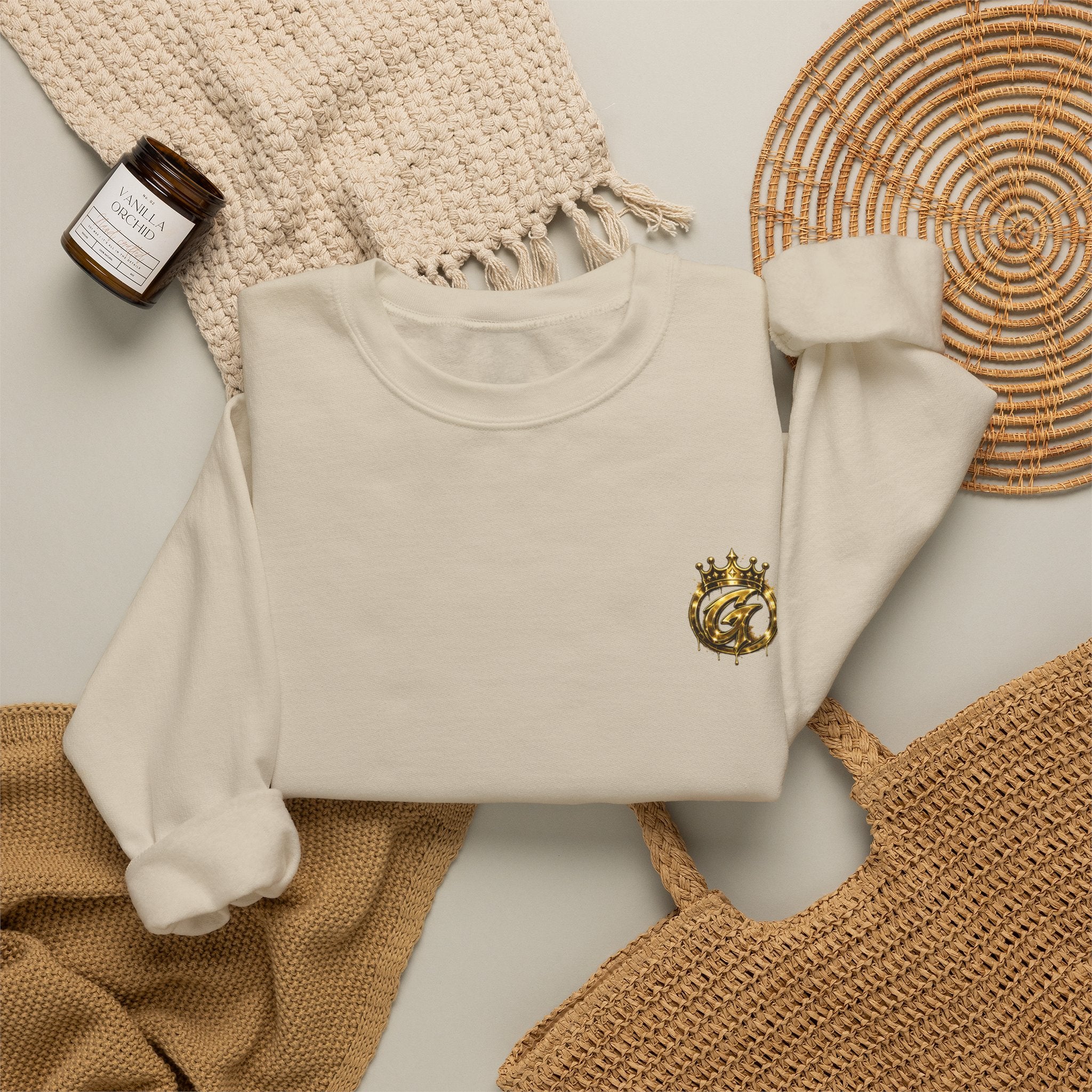 Embroidered Crown Lion Crewneck Sweatshirt