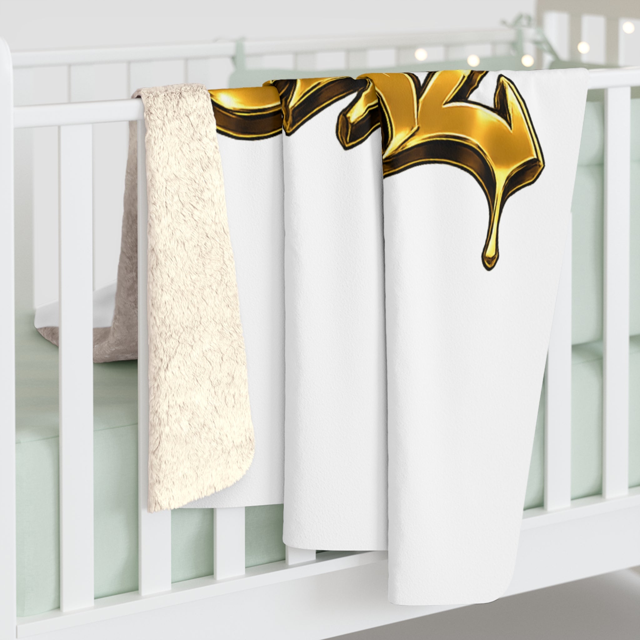 Goldenz Crown Sherpa Blanket — Luxe Gold Graffiti Throw